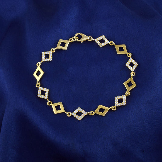 Elegant Silver Chain Bracelet Adorned with AAA Grade Hydro Stones